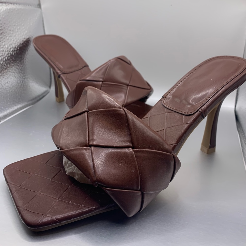 Brown quilted kitten heel